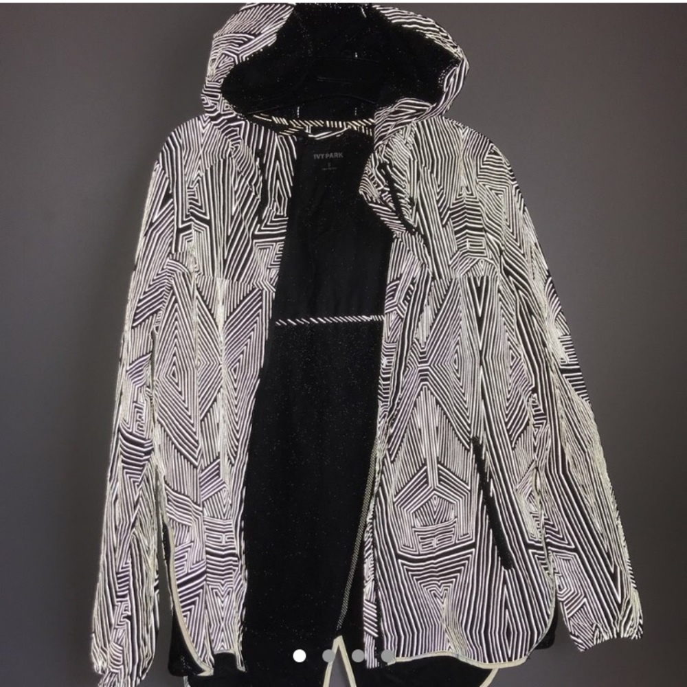 IVY PARK WINDBREAKER